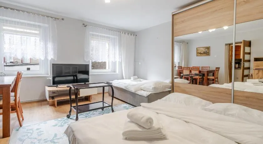 Chorzów Batory Snug Apartment by BookingHost - Image 1