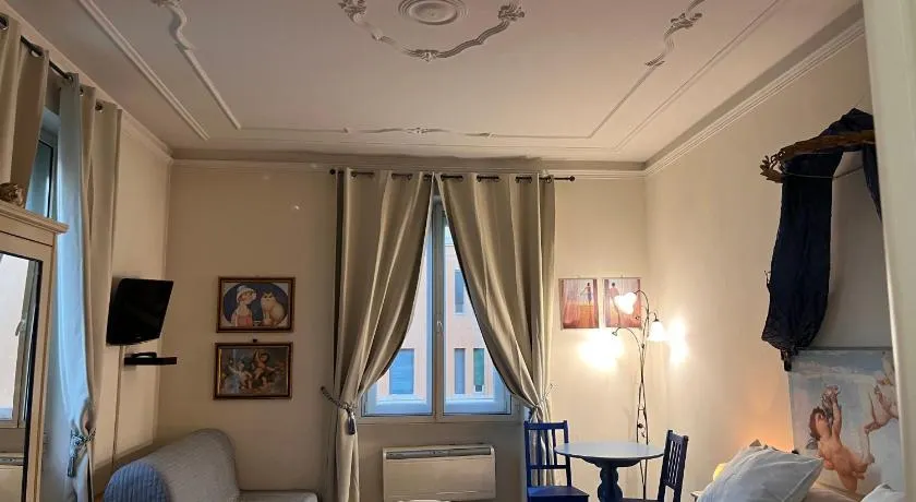 B&B DolceVirginia - Image 1