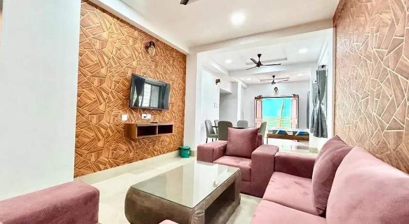Yepplo Service Apartments - KOLKATA - Private Kitchen & Daily Housekeeping Service - Image 1
