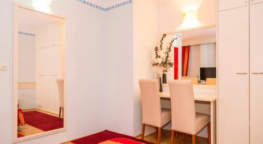 Hotel Narona - Image 1