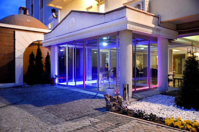 Doc's Thermal Hotel Wellness & Detox Spa - Image 1