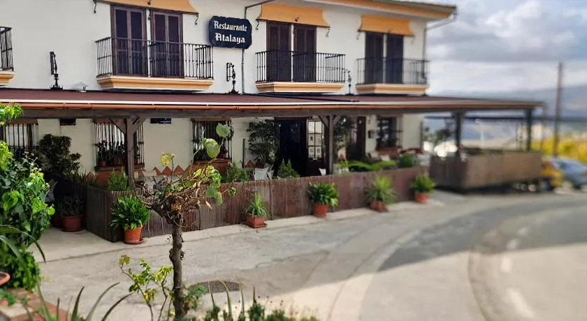 Hotel Restaurante Atalaya - Image 1