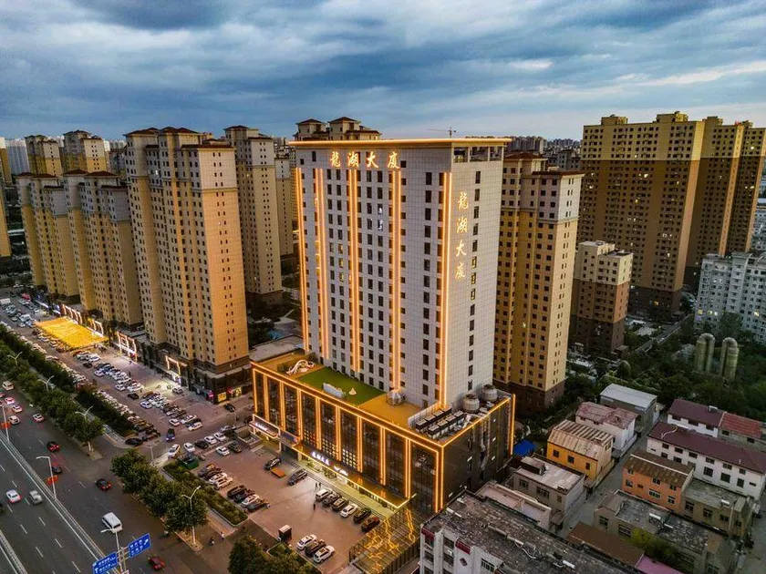 Jinzhong Longhu Building Hotel - Image 1