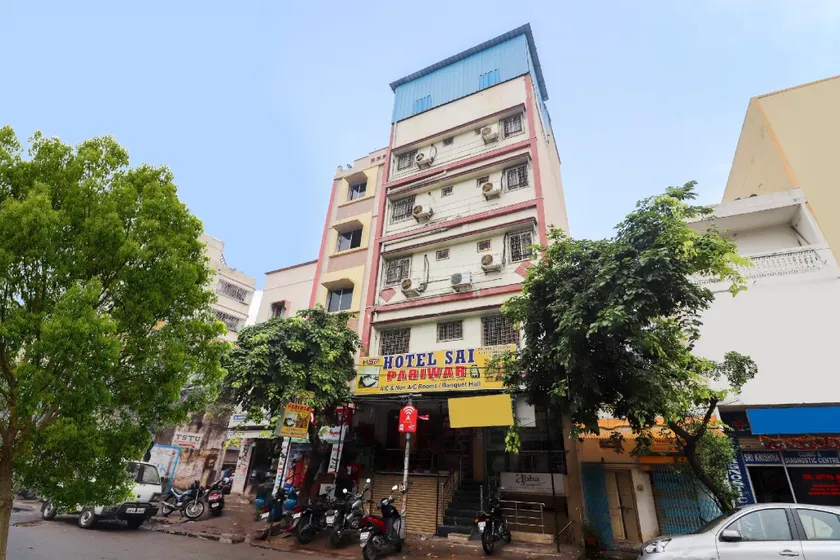 HOTEL O SAI PARIWAR HOTEL - Image 1