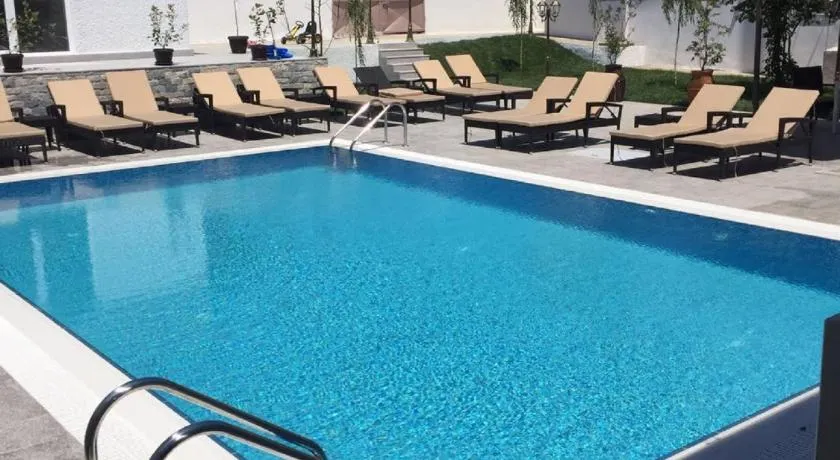 Hotel MaRailiS Mangalia - Image 1