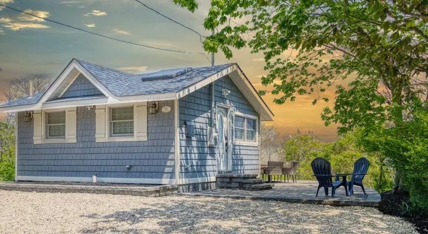 Beach cottage villa - Image 1