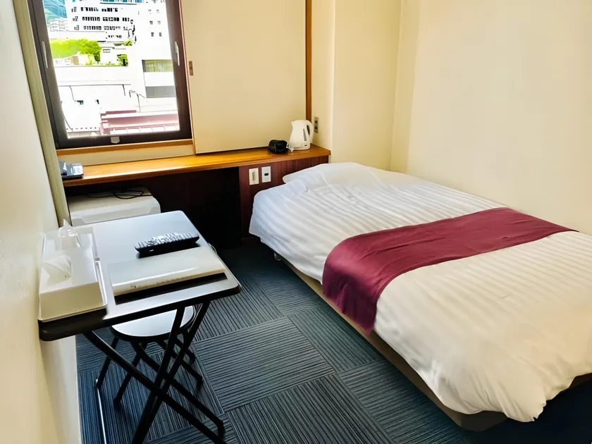 Ueda Plaza Hotel Tenjin - Image 1