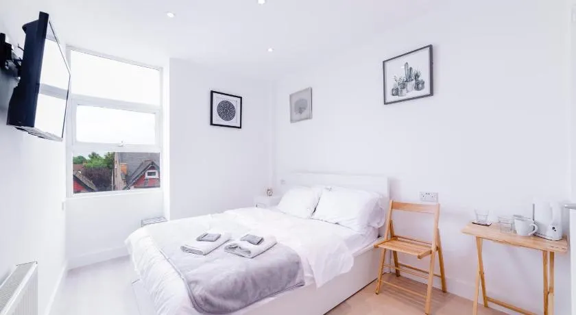 Quiet cosy rooms - Image 1