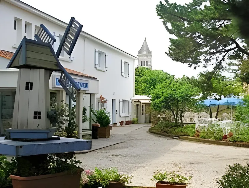 Maison Esperanza hôtel et appartement - Image 1
