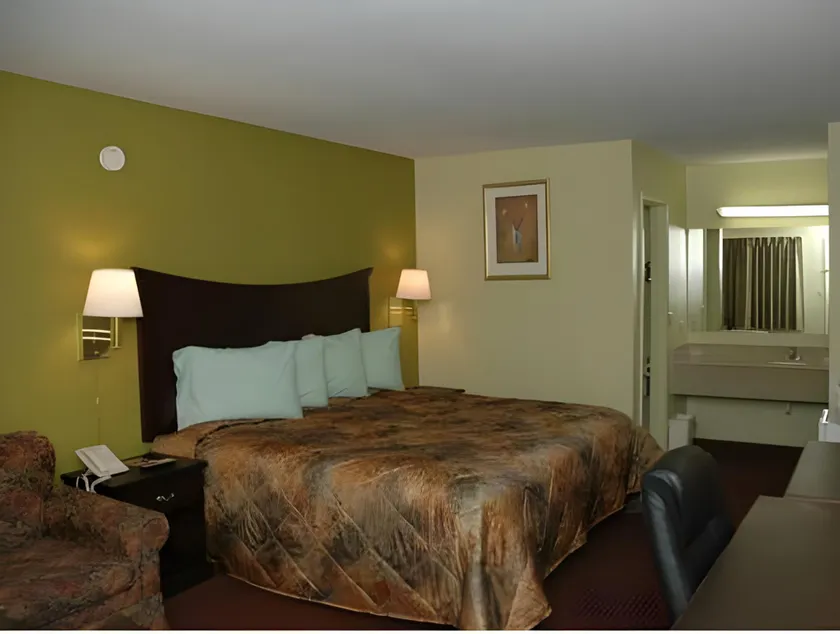 Western Motel - Prentiss - Image 1
