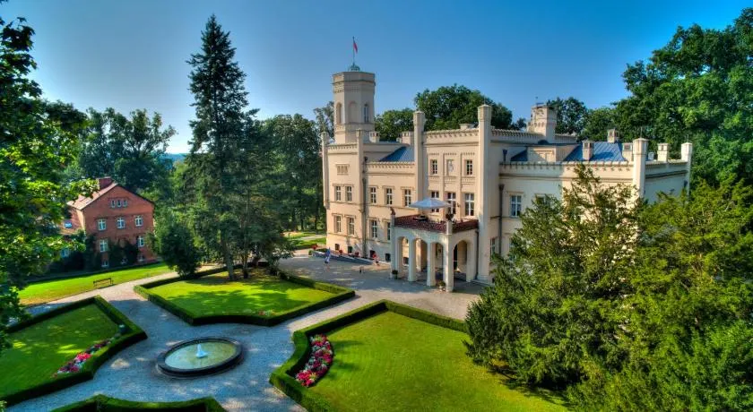 Pałac Mierzęcin Wellness & Wine Resort - Image 1