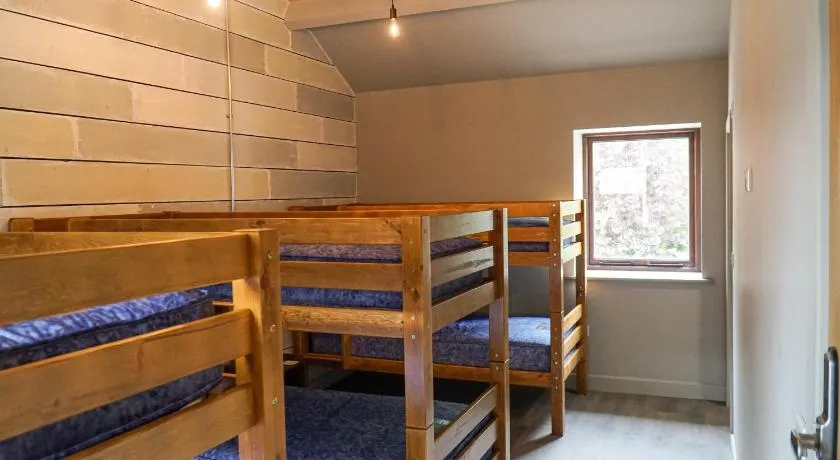 3 Peaks Bunkroom - Image 1