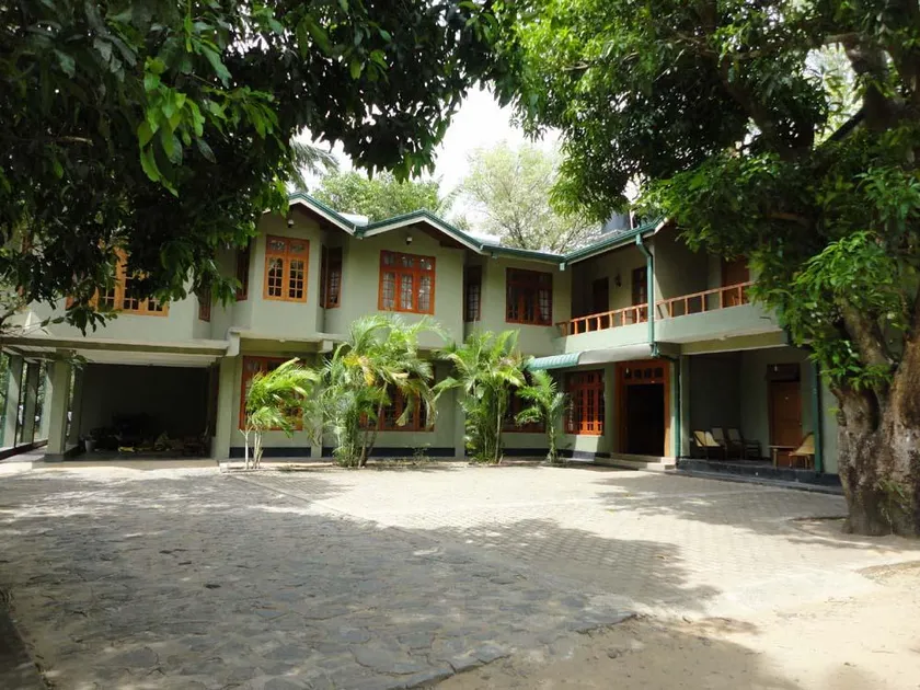 Tikiri Villa - Image 1