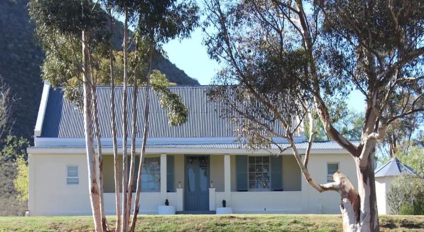 Kandelaars Cottage - Image 1