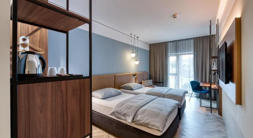 Stadthotel Neumarkt Mitte - Image 1