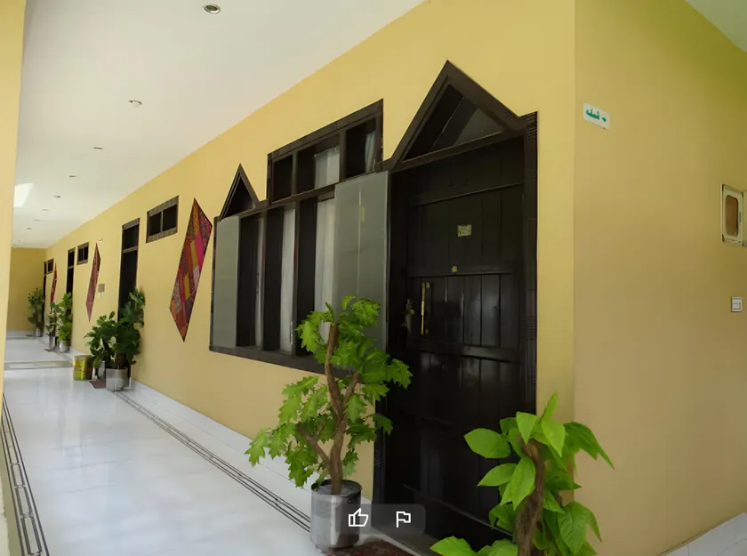 Flora Inn Hotel Naran - Image 1