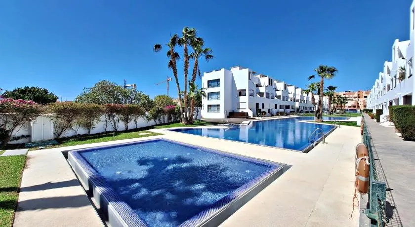 Apartamentos Alborada III - Image 1