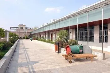 Kaman Business Hotel - Image 1