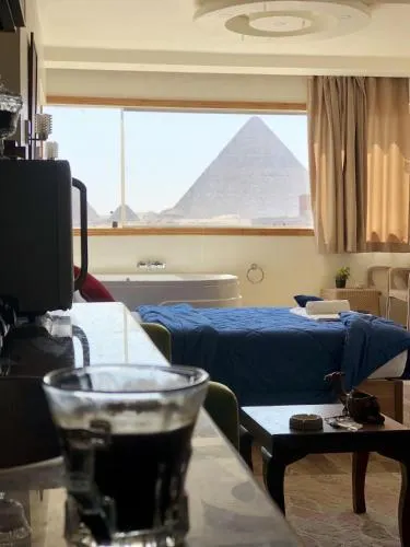 Pyramids View Hotel - Image 1
