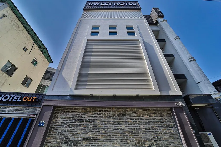 Gimcheon Sweet Hotel - Image 1