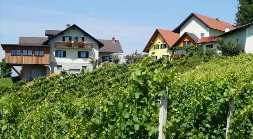 Weingut Hernach vlg Roschitz - Image 1