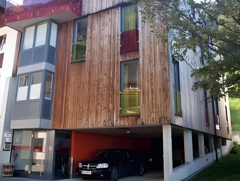 Almandin Apartments - Image 1