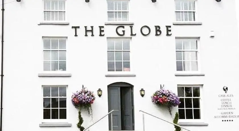 The Globe Inn Alvington - Image 1