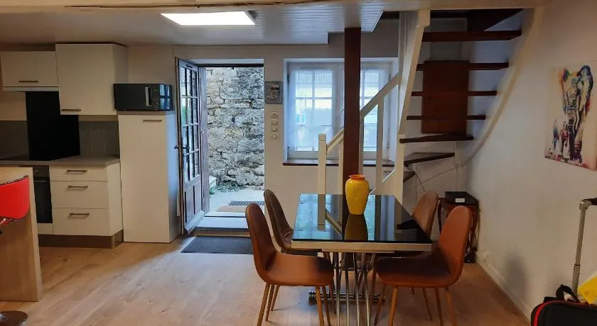 Maison Cosy - Image 1