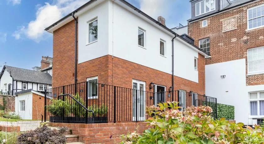 Morford House - Stylish Retreat in the Heart of Exeter - Image 1