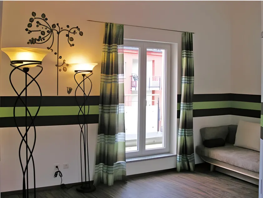 Hotel DAH-Inn - Image 1