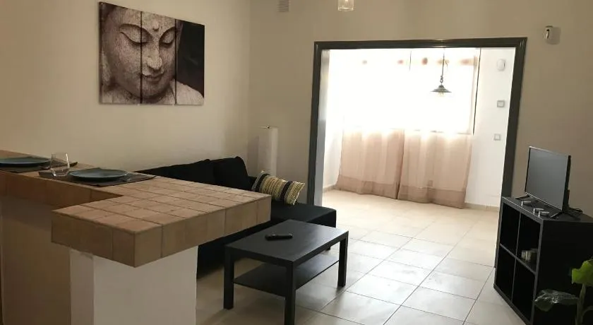New cozy flat with pool in amazing place..! - Image 1
