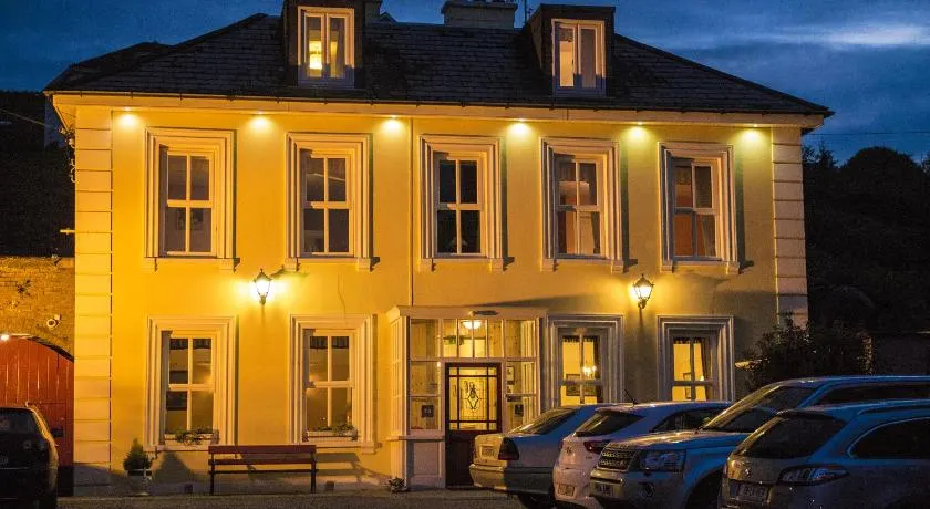Avonmore House Guest Accommodation - Image 1