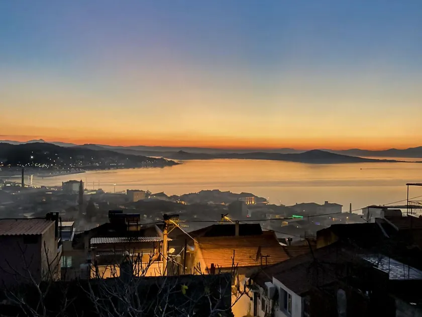 Rustic House with View, Balcony in Ayvalik - Image 1