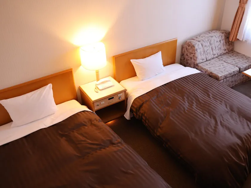 Sakaide Grand Hotel - Image 1