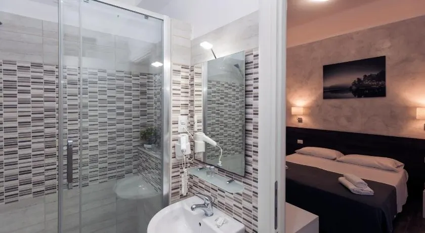 TIBURTINA INN GUEST HOUSE - Image 1