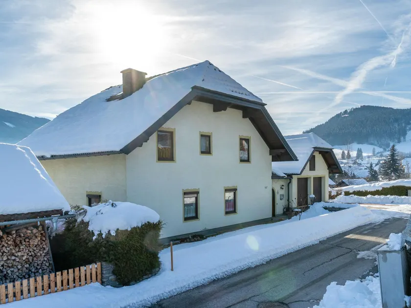 Cosy Apartment in Tamsweg with Private Garden - Image 1