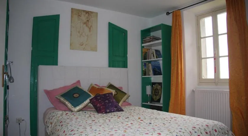 MOBIL-HOME Ferme La Fée Spiruline AURIGNAC - Image 1