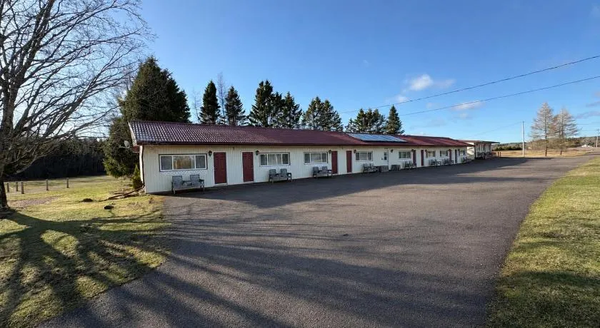 The Sunshine Inn - Image 1