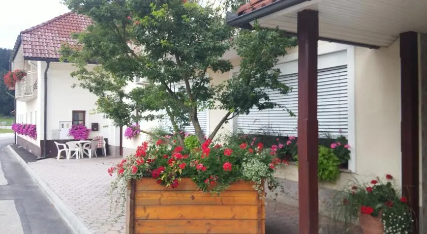 Darja Guesthouse - Image 1