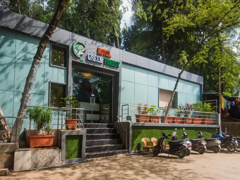 Hotel O Greenforest - Image 1