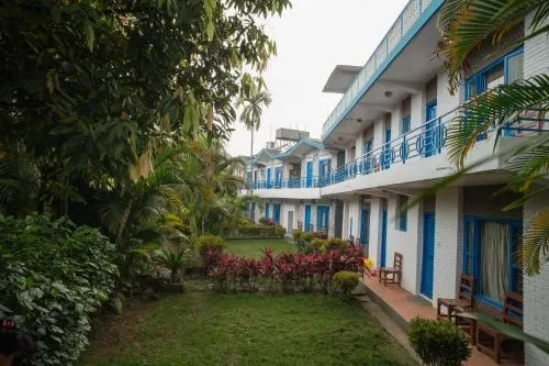 Lazy Lads Backpackers Hostel - Image 1