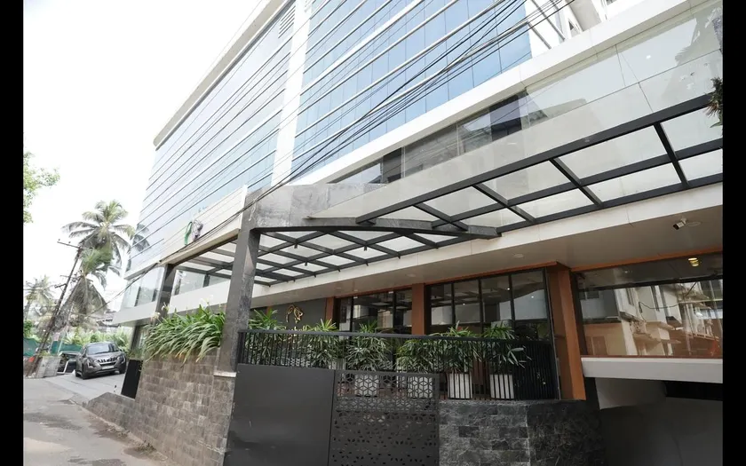 Hotel Bluebell - Image 1
