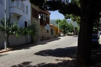 Birgi Boutique Hotel Saliha hanim Tas Konak - Image 1