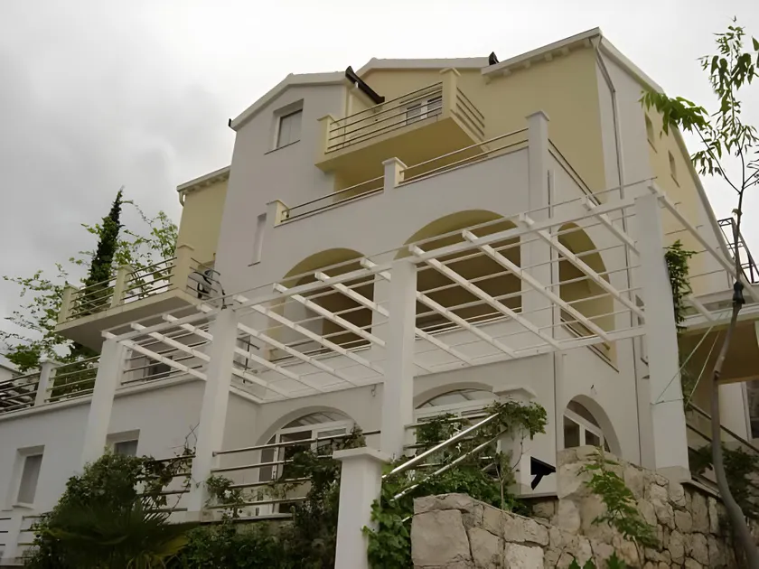 Villa Obad Guest House - Image 1