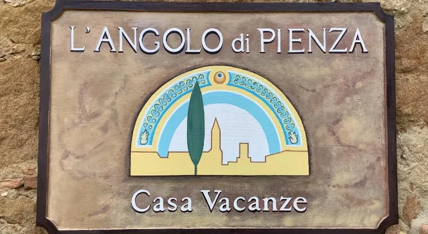L’ ANGOLO DI PIENZA - Image 1