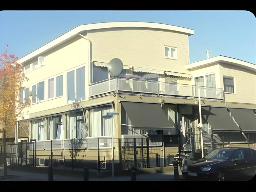 Hotel Holland Lodge - Image 1
