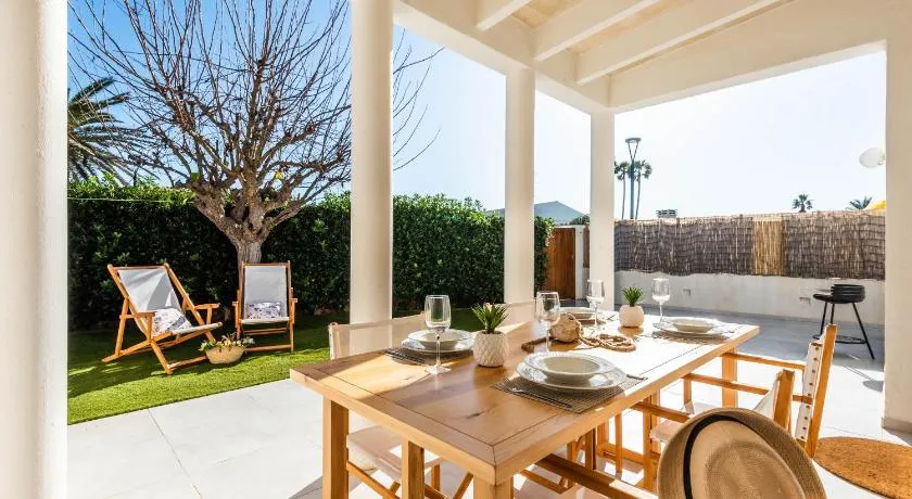 Maison de vacances 'Marce' avec terrasse privée, Wi-Fi et climatisation - Image 1