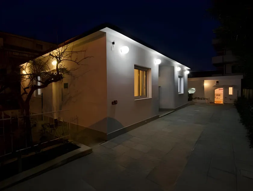 Bedrooms B&B - Image 1