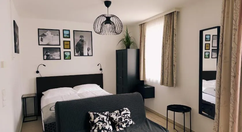 Voll ausgestattete Ferienwohnung mit Terrasse, Grill und Sauna | Perfekt für die Arbeit von Zuhause | Haustiere erlaubt - Image 1