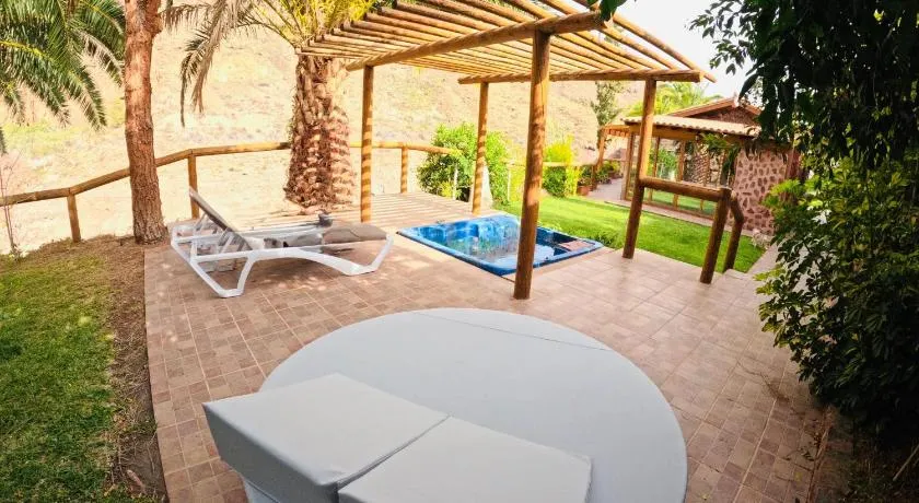 Cozy villa in San Bartolomé, 130 m², pool - Image 1